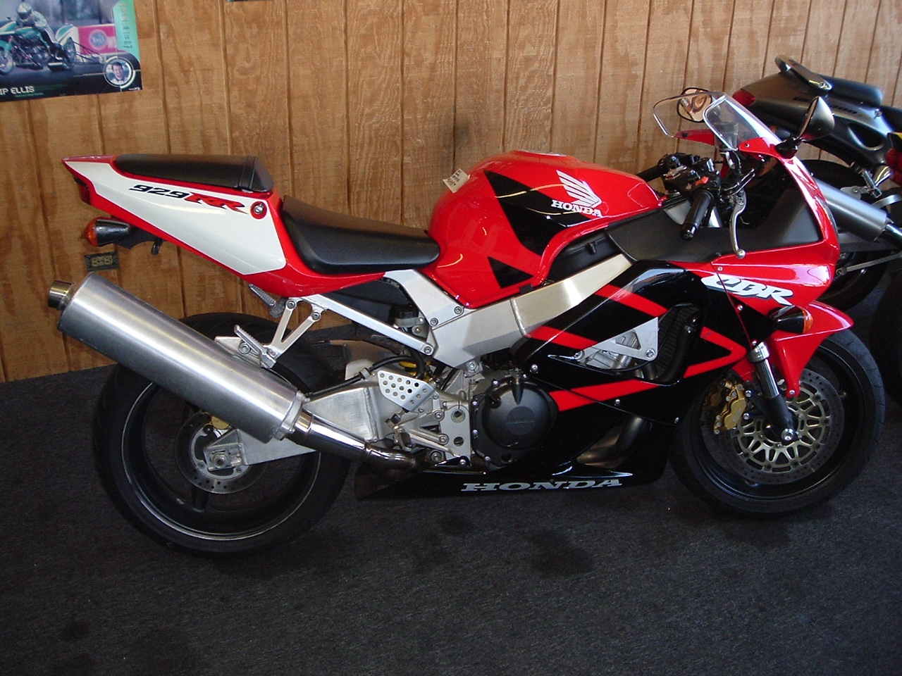Honda CBR 929rr РіРѕРґ 2000
